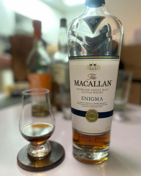 Macallan Enigma & Hibiki Harmony