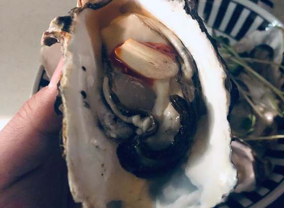 Lagavulin 16 Oyster Luge